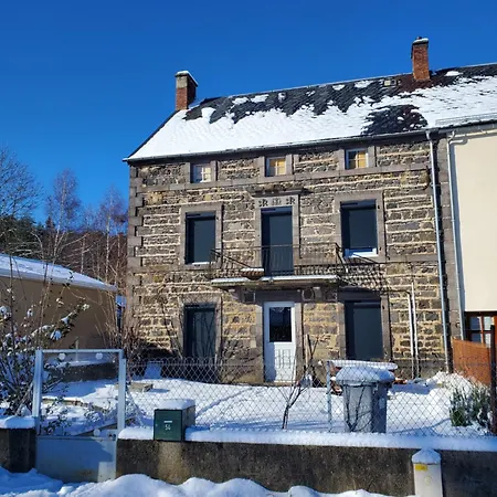 Maison Dans Le Parc Des Volcans * Saint-Genès-Champanelle