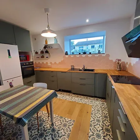 Maison Dans Le Parc Des Volcans